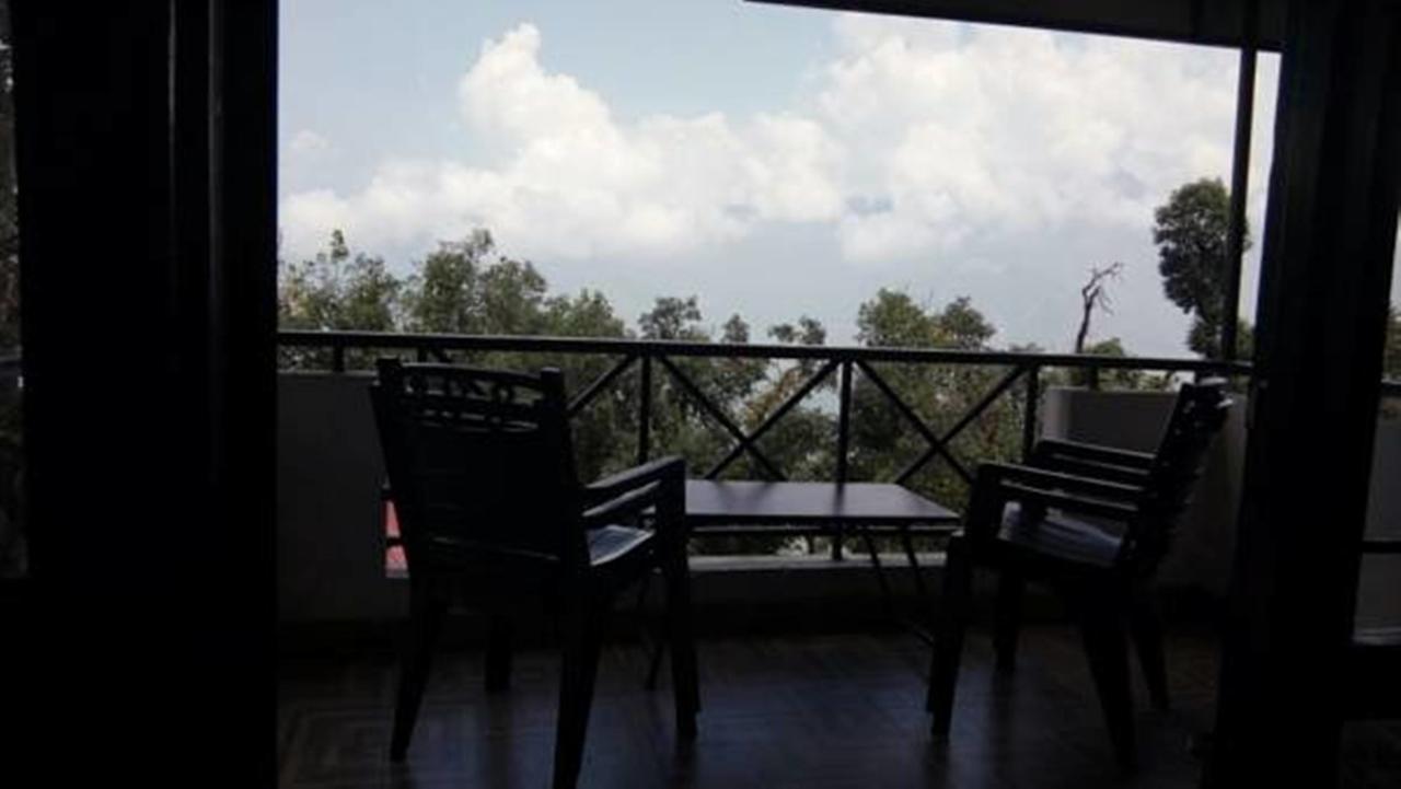 Surbee Resort Mussoorie Pokoj fotografie