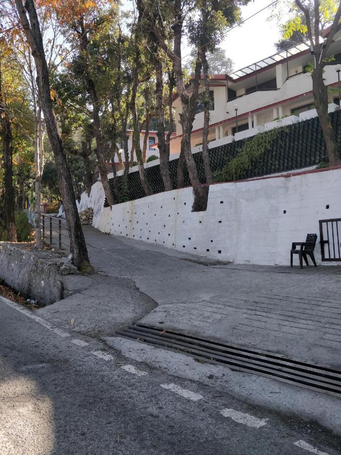 Surbee Resort Mussoorie Exteriér fotografie