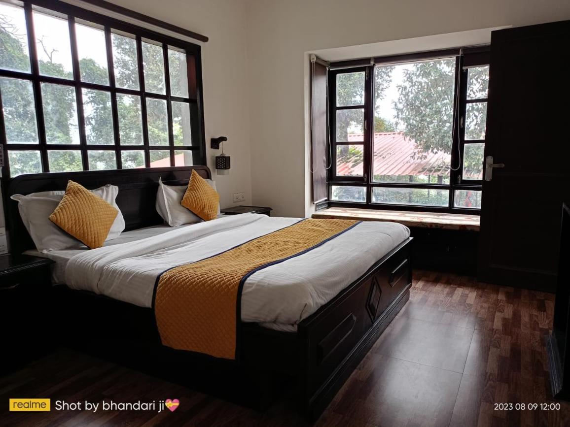 Surbee Resort Mussoorie Exteriér fotografie
